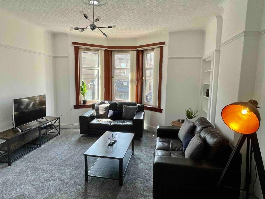 Large 2 Bed Near Glasgow Airport Paisley Dış mekan fotoğraf