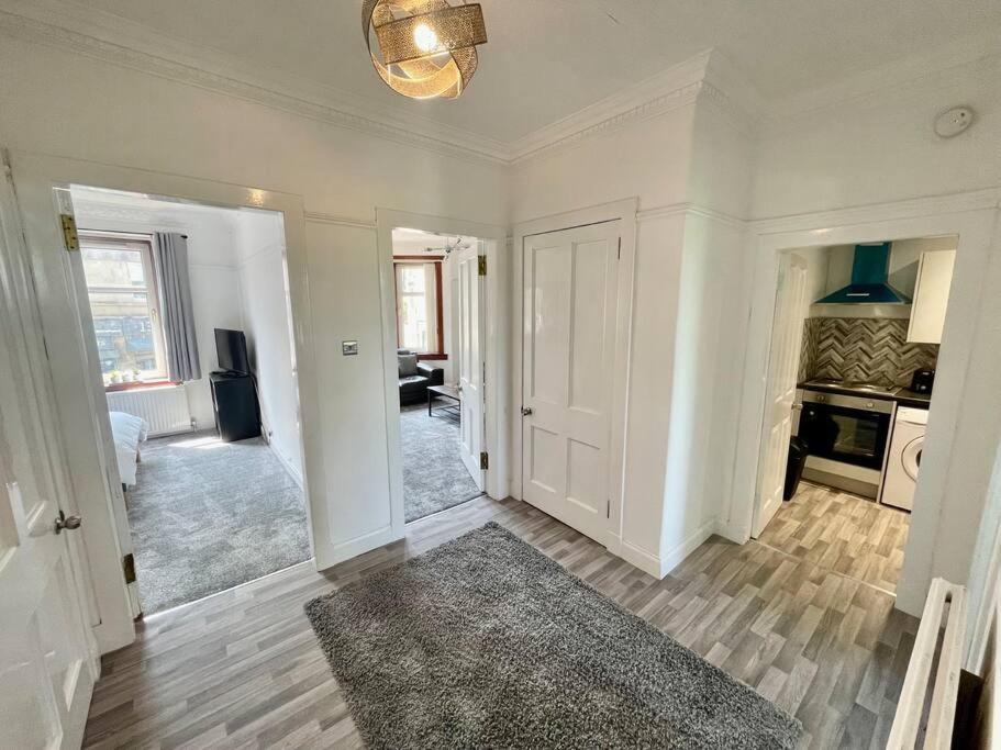 Large 2 Bed Near Glasgow Airport Paisley Dış mekan fotoğraf